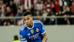 مبابي يُثبت مكانته بين أغلى لاعبي العالم بقيمة 200 مليون يورو